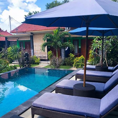 D'Waktu In House Apartment Lembongan Exterior photo
