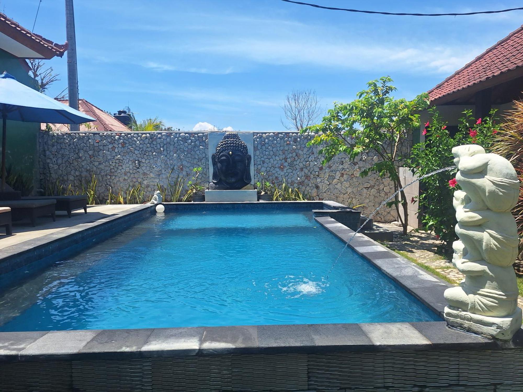 D'Waktu In House Apartment Lembongan Exterior photo