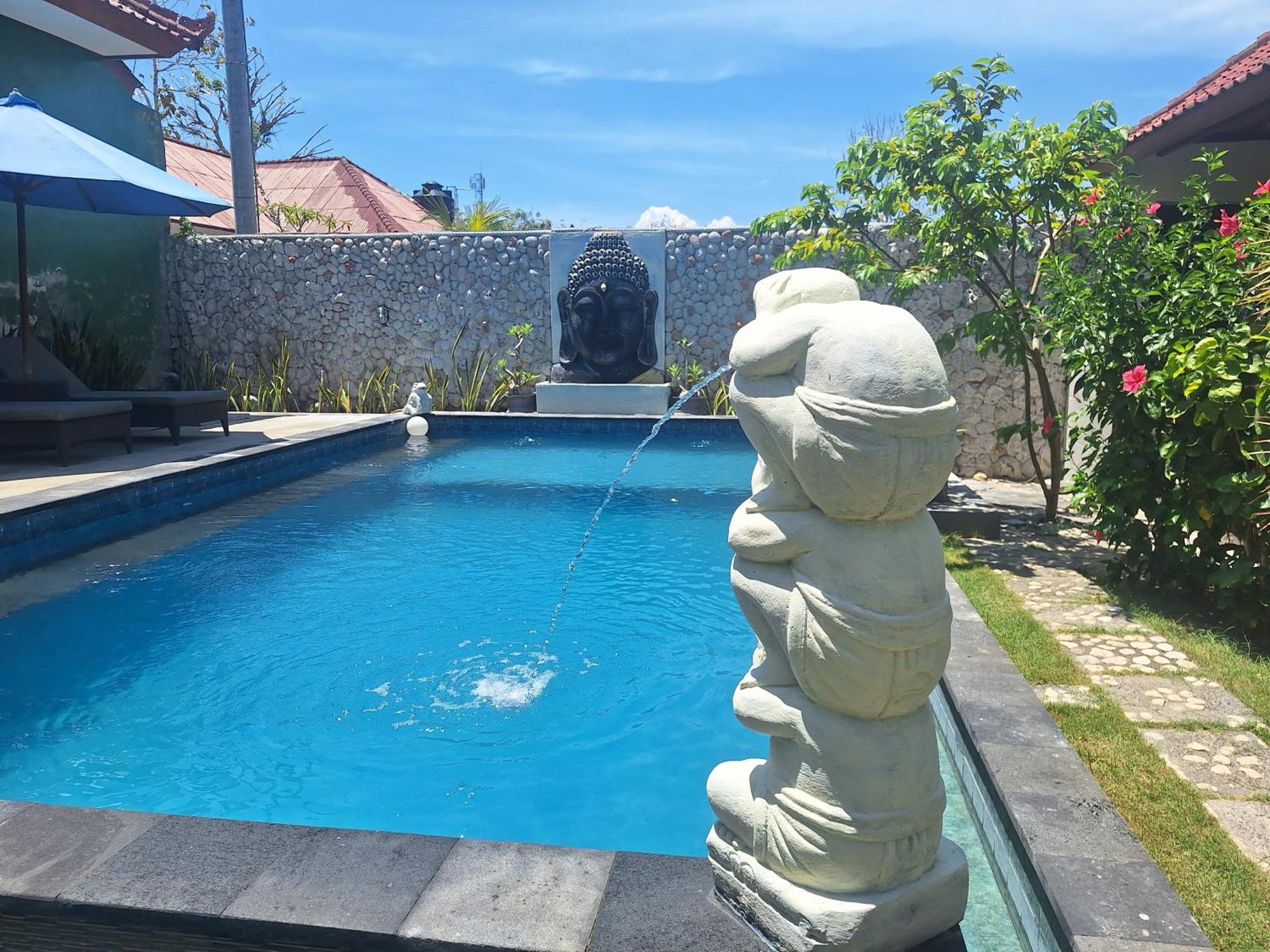 D'Waktu In House Apartment Lembongan Exterior photo