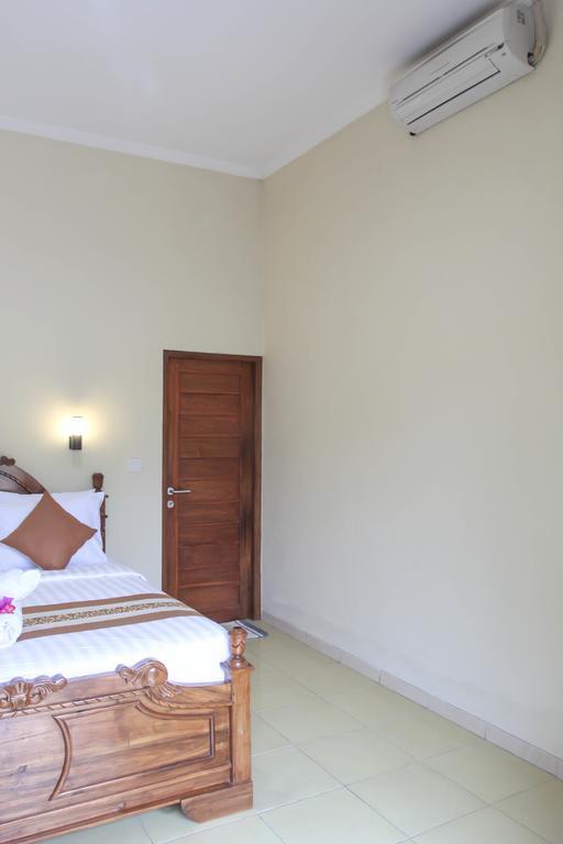 D'Waktu In House Apartment Lembongan Exterior photo