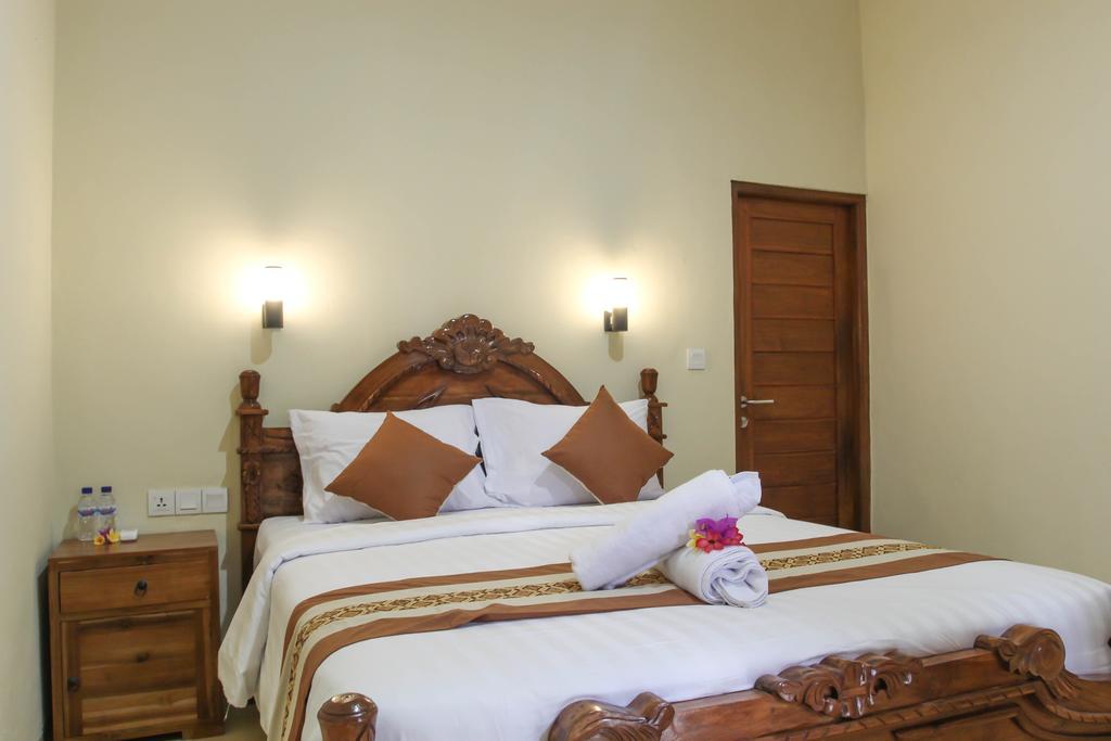 D'Waktu In House Apartment Lembongan Exterior photo